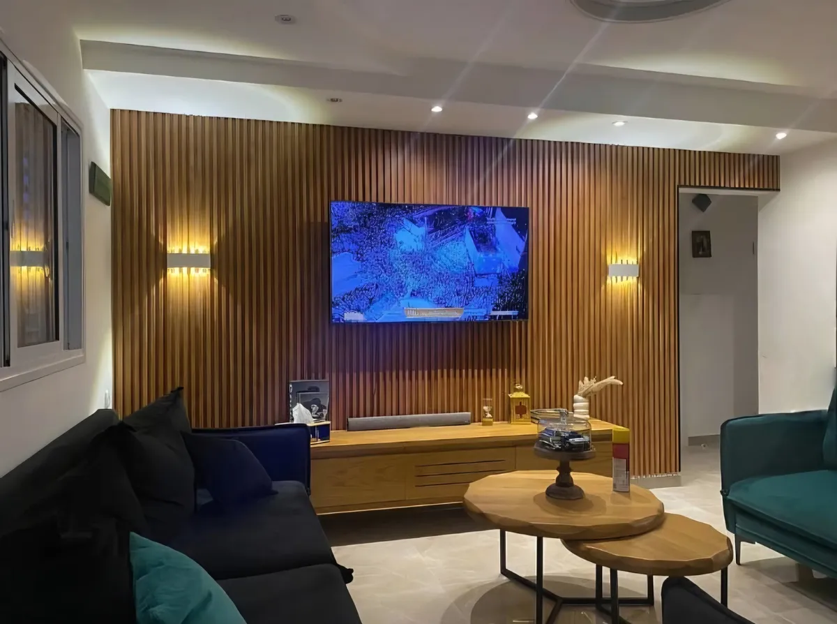 חיפוי קיר, עבודה של ליאור דיזיין